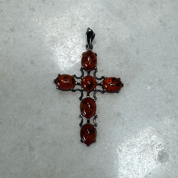 Amber Cross Pendant - Picture 3 of 3
